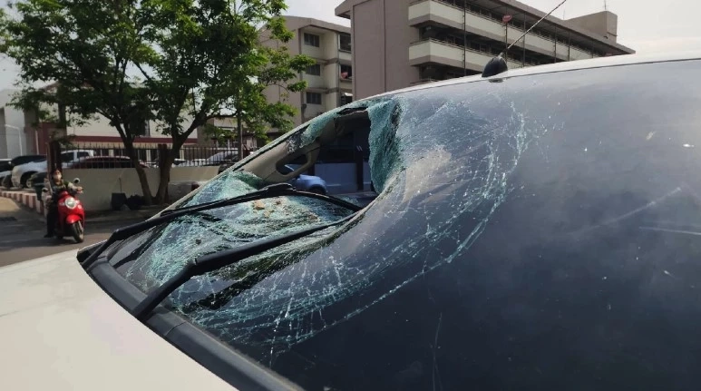 ส่อวุ่น! เมีย "เหยื่อแผ่นปูนตกใส่รถพระราม 2" ติดใจ "รพ.ให้เลือดผิดกรุ๊ป"