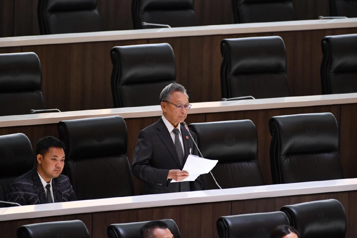 ชวน หลีกภัย