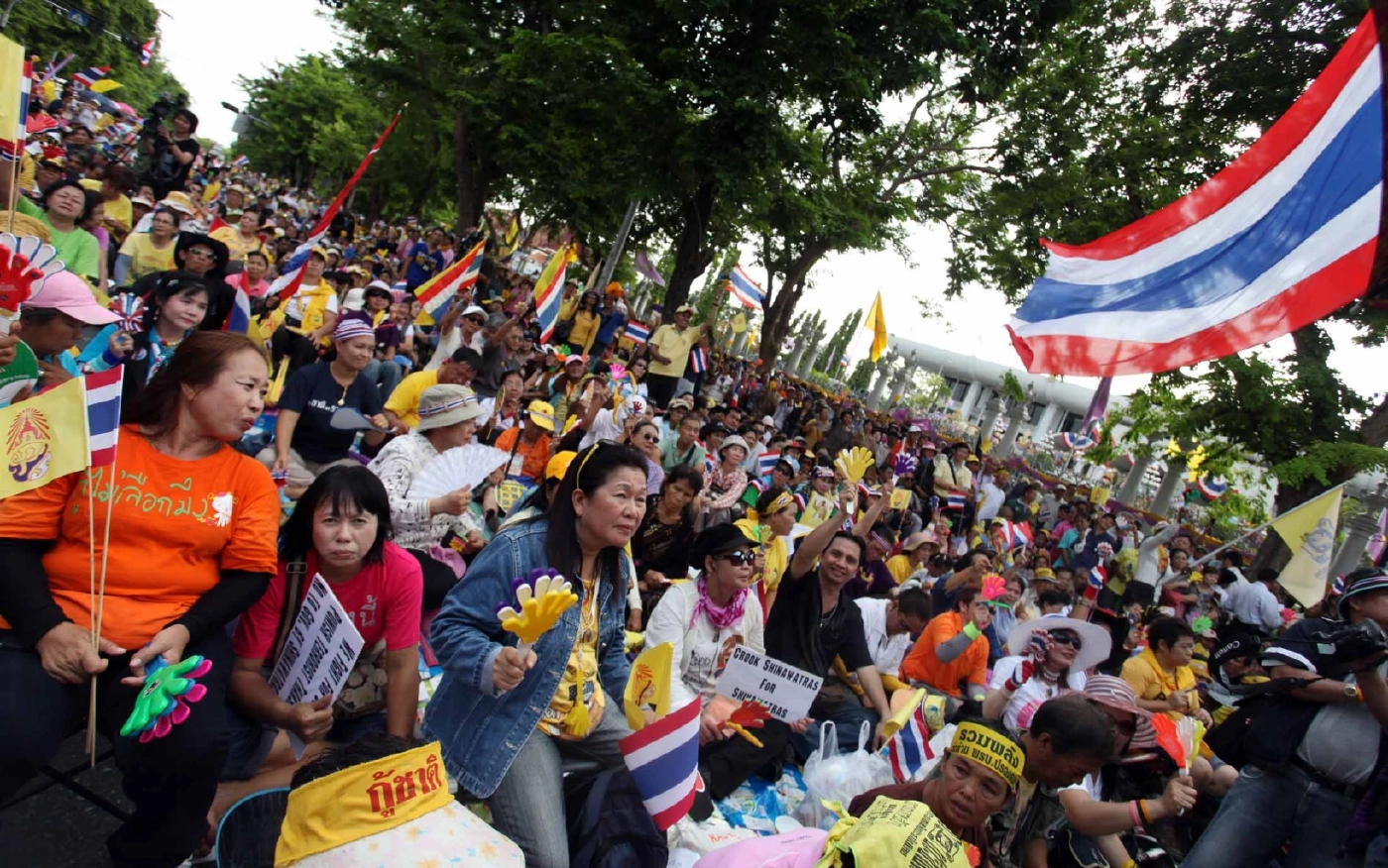 ถอดรหัส “สนธิ กอด จตุพร” ภาพสะท้อนม็อบพร้อมลงถนนอีกแล้วใช่ไหม?