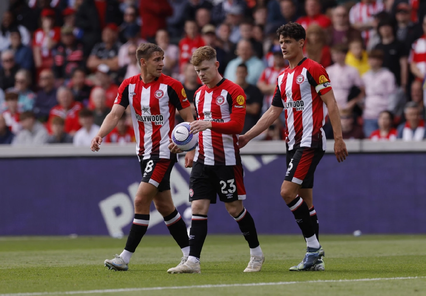 เดิมพันในวันปิดฤดูกาลพรีเมียร์ลีก ใครจะได้ไปยุโรป ใครลุ้นรางวัลใหญ่