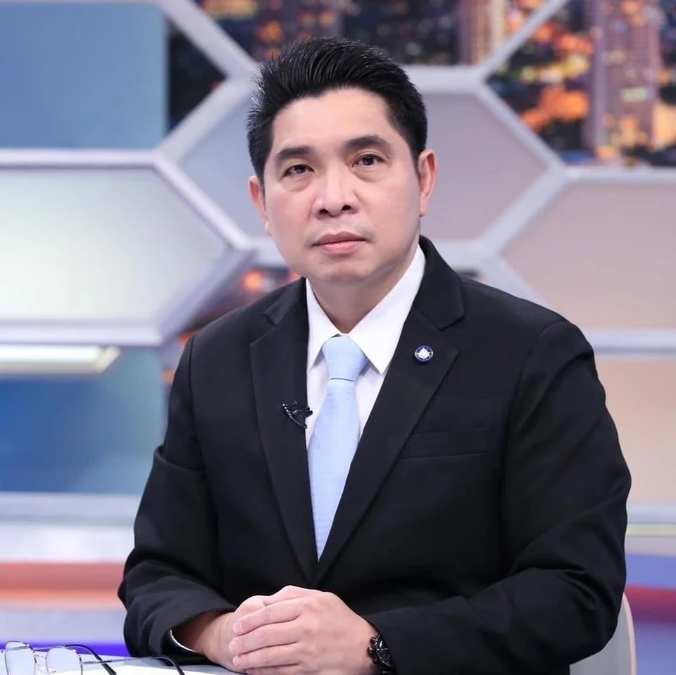  นายกองตรี ธนกฤต จิตรอารีย์รัตน์ ผู้ช่วยรัฐมนตรีประจำกระทรวงสาธารณสุข