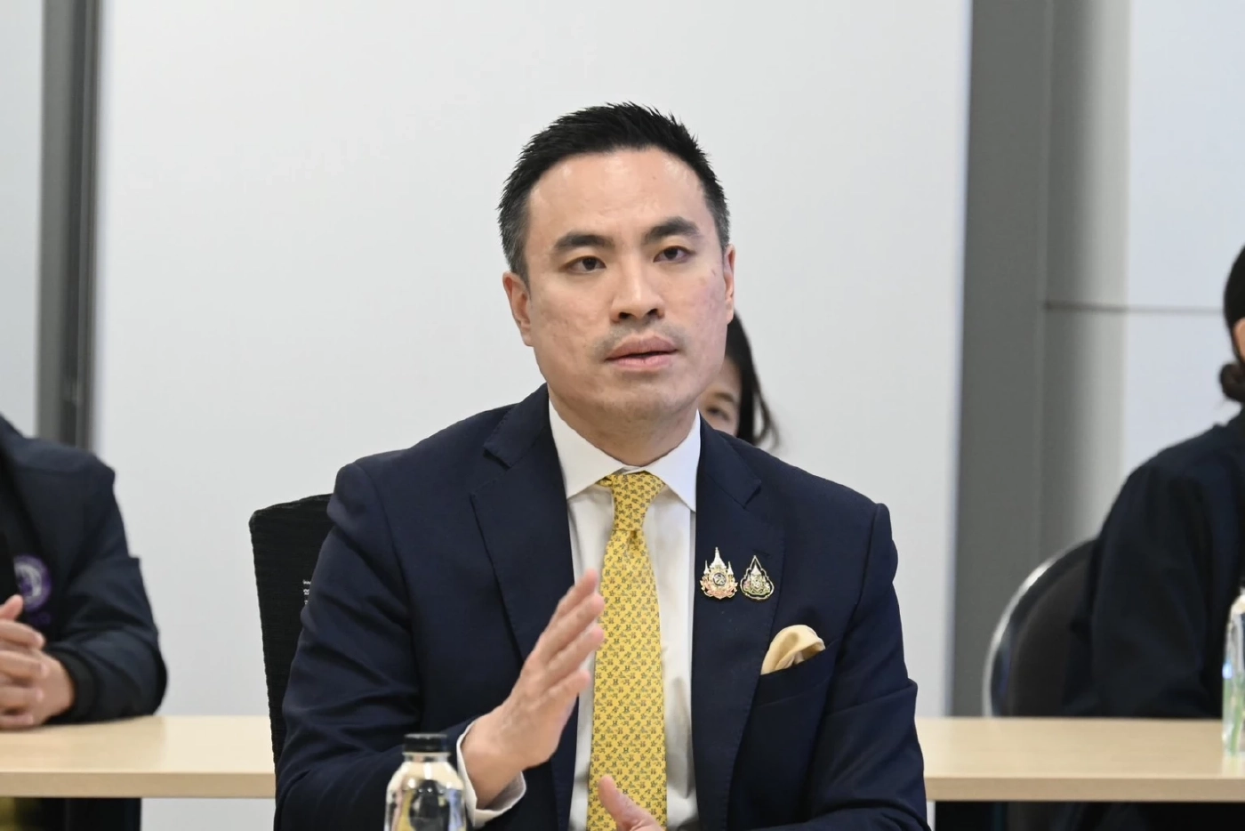 นายเอกนัฏ พร้อมพันธุ์ รัฐมนตรีว่าการกระทรวงอุตสาหกรรม