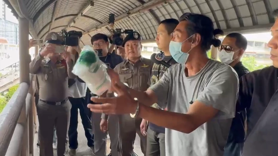 ตร.ยัน “ชลัด” มือปาก้อนปูน ไม่ป่วยจิตเวช เตรียมคุมไปทำแผนบ่ายนี้