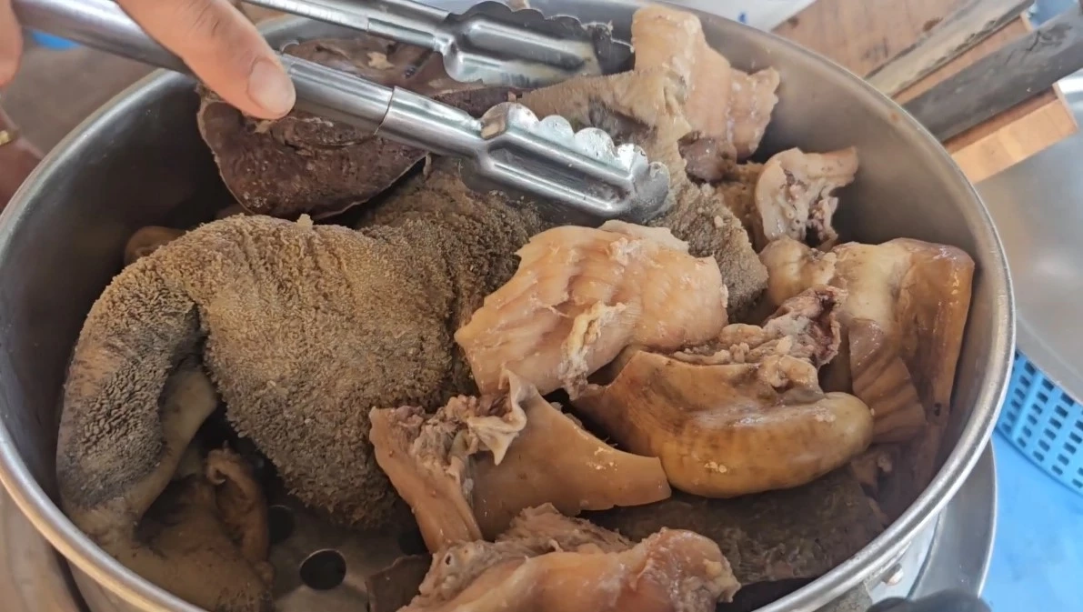 อัปเดตสถานการณ์ "โรคแอนแทรกซ์" มุกดาหาร พบกลุ่มเสี่ยง 638 ราย