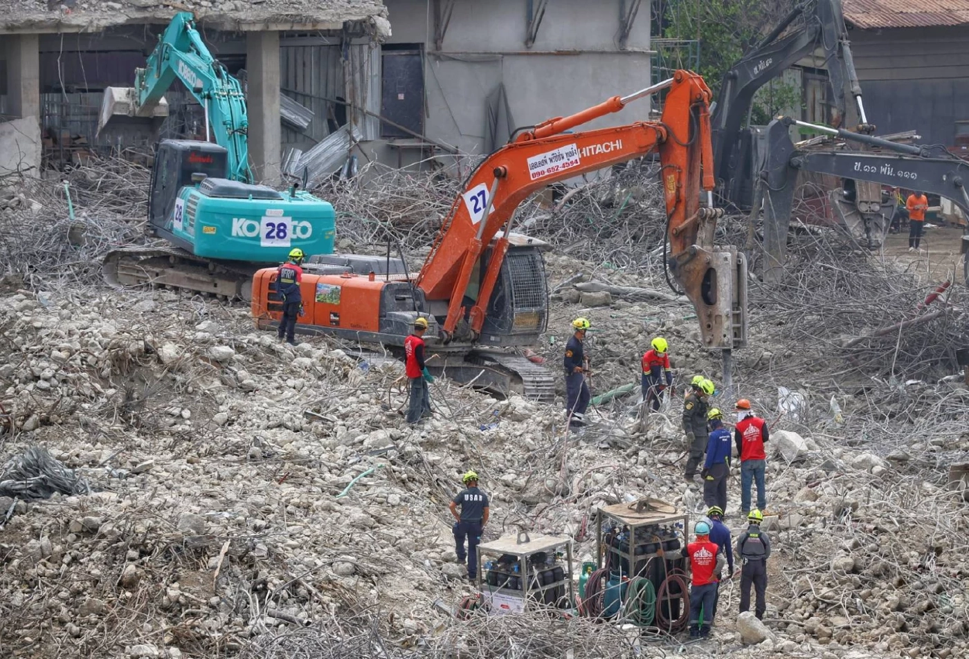 ตร.เตรียมออกหมายจับผู้เกี่ยวข้องตึก สตง.ถล่ม 3 กลุ่ม สัปดาห์หน้า