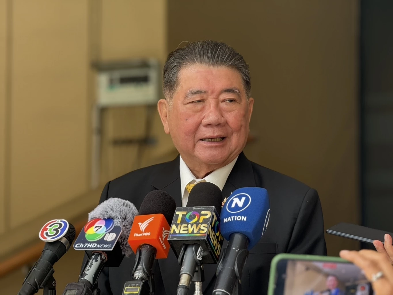 "ภูมิธรรม" ยัน "ทหารไทย" จำเป็นต้องซัดตอบโต้ "กัมพูชา" ป้องกันตน-อธิปไตยไทย