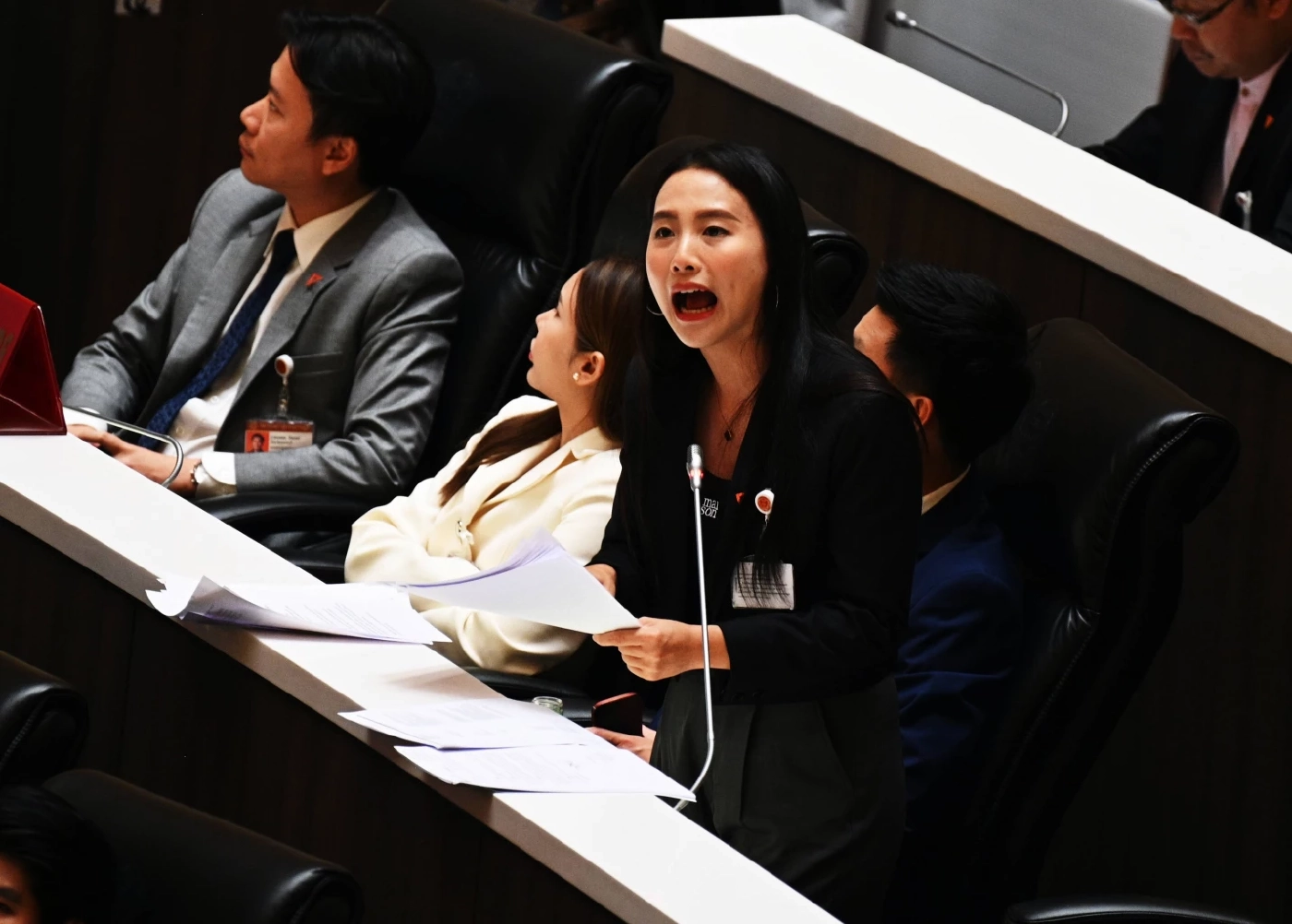 "สุชาติ​" ลั่น รู้จักคนอย่างผมน้อยไปนะ "สส.ไอซ์​" ​กล่าวหาซื้อตึก​ "Skyy9" แพงถึง 7 พันล้าน​