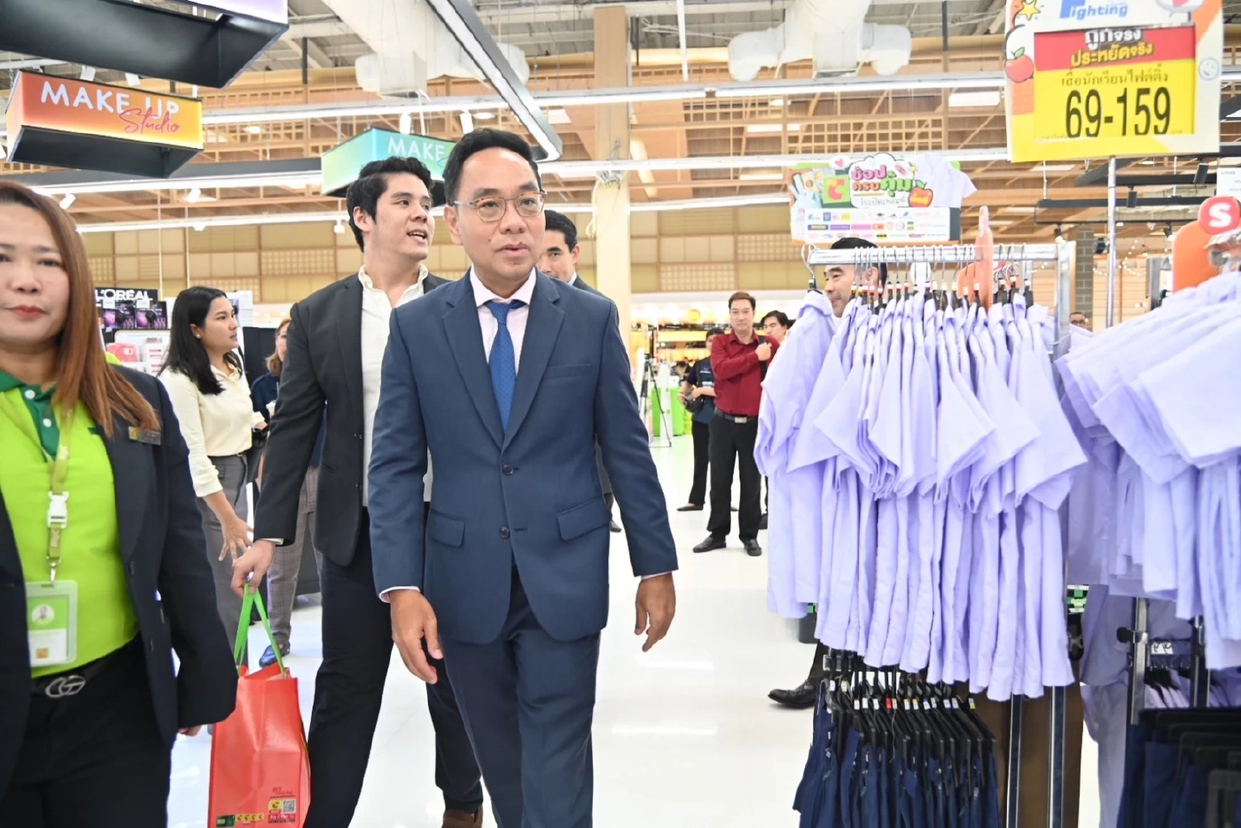 พาณิชย์จับมือ บิ๊กซี ลดราคาช่วงเปิดเทอม ลดค่าครองชีพผู้ปกครอง