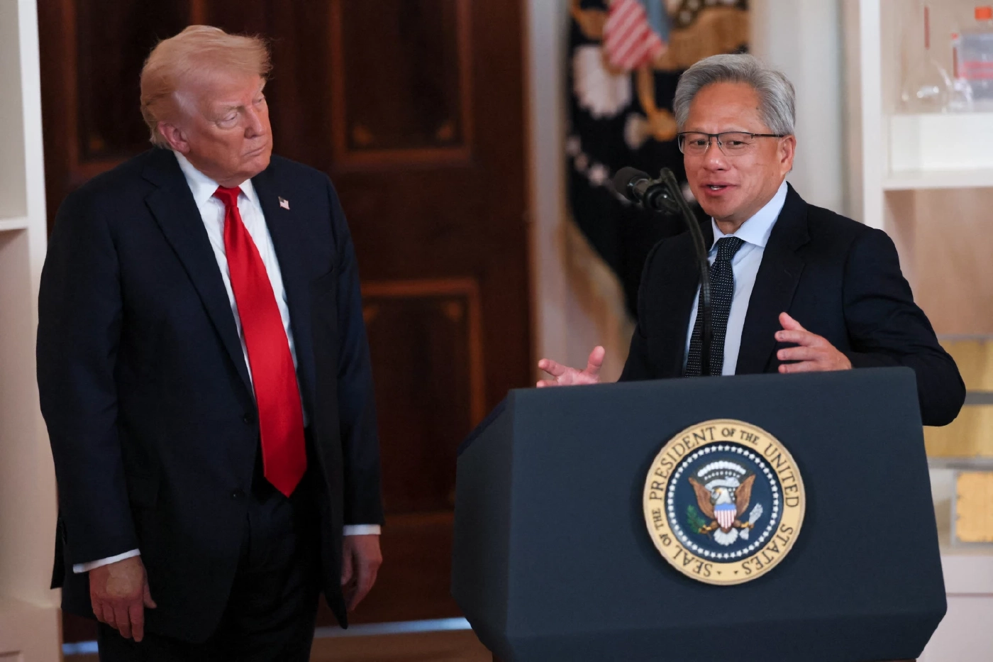 ทรัมป์บอกนักธุรกิจ ขอเวลาสักระยะช่วงเปลี่ยนผ่าน หลังเศรษฐกิจหดตัว