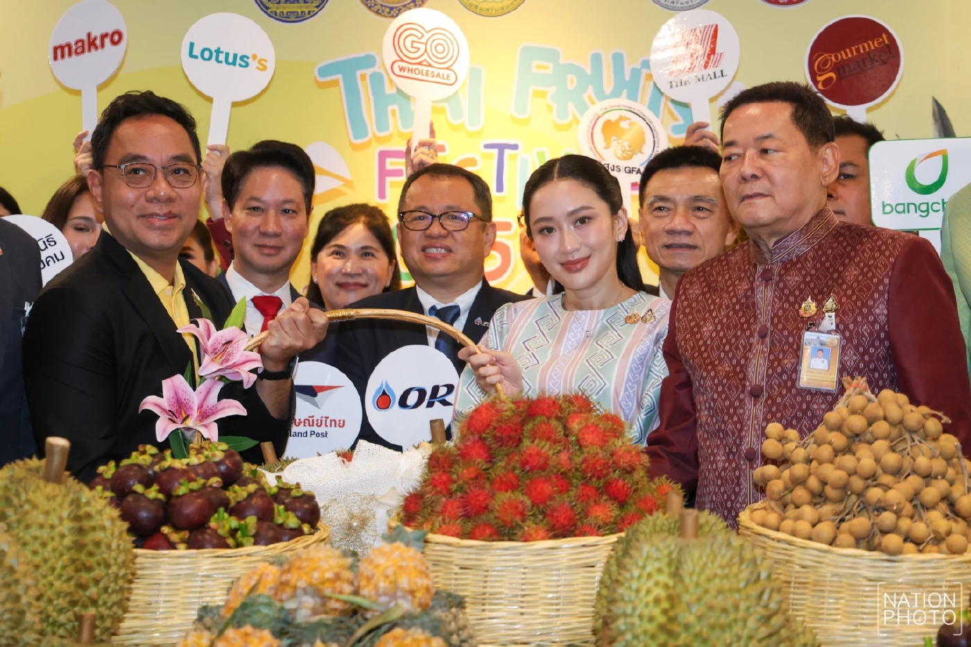 นายกฯ-นฤมล พบผู้ประกอบการรับซื้อผลไม้ ย้ำคุมเข้มมาตรฐานผลผลิต