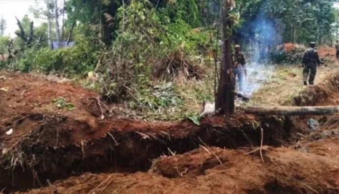 แกะรอยความผิดปกติ เหตุปะทะทหาร ไทย-กัมพูชา ตาเมือนธม-ช่องบก