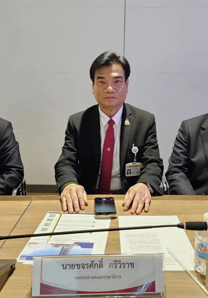 นายขจรศักดิ์ ศรีวิราช สว. 