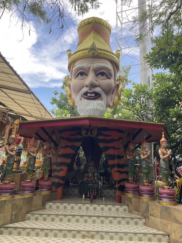 เปิดเเหล่งรายรับวัดไร่ขิง พร้อมสำรวจบรรยากาศภายในวัด