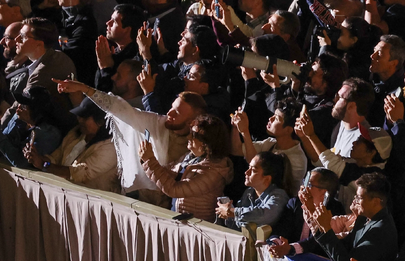 พระคาร์ดินัลเตรียมโหวตวันที่ 2 หลังรอบแรกยังเลือกโป๊ปไม่ได้