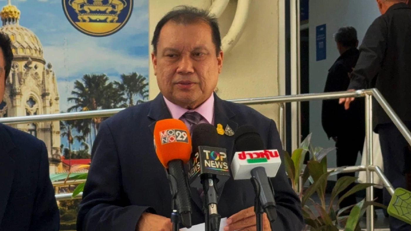 “สนธิญา” ยื่นนายกฯ ตรวจสอบ “พีระพันธุ์” ถือหุ้น 4 บริษัท หากจริงต้องลากออก