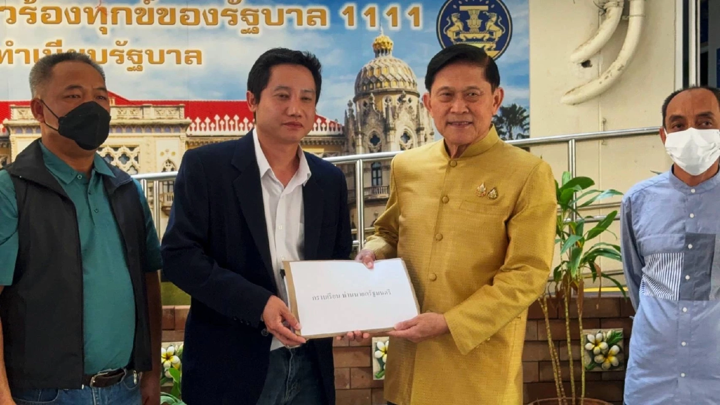 “สนธิญา” ยื่นนายกฯ ตรวจสอบ “พีระพันธุ์” ถือหุ้น 4 บริษัท หากจริงต้องลากออก