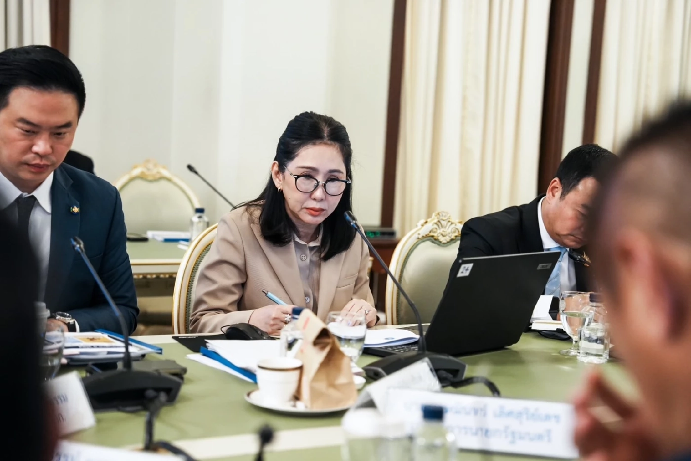 "นายกฯ" นั่งหัวโต๊ะถก "บูสท่องเที่ยว" เล็งใช้งบ 1.57 แสนล้านบาท อัดฉีด