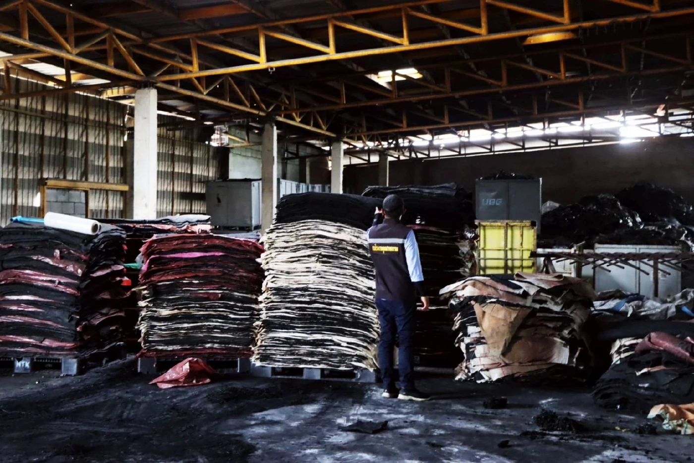 "เอกนัฏ" ส่ง "ทีมสุดซอย" ตามรวบ "รง.เถื่อนระยอง" หูไวขนของหนี ตามรวบถึงเมืองชลฯ