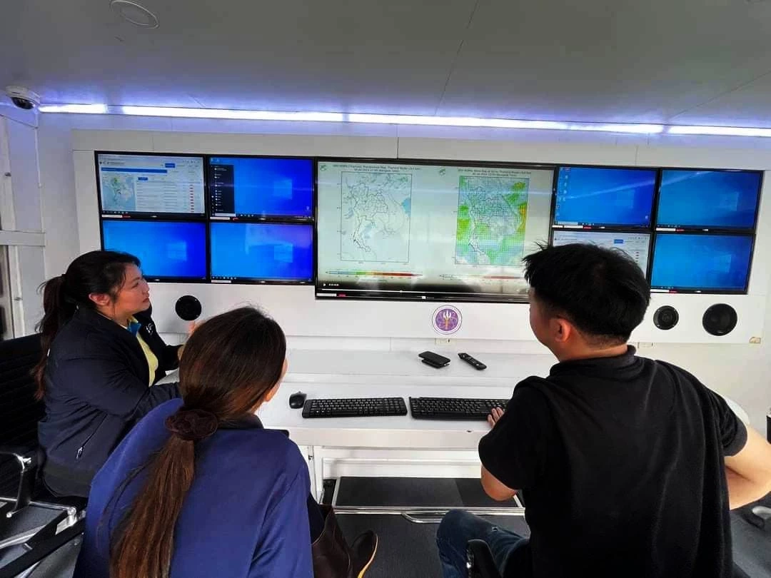 ส่ง "Mobile War Room" รถเฝ้าระวัง "น้ำท่วมฉับพลัน" สนับสนุนงานในพื้นที่เสี่ยง นำร่อง จ.อยุธยา