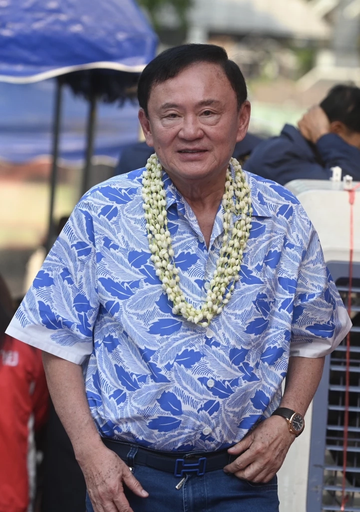 "ทวี" ลั่น สังคมมีสิทธิ์กังขา ปม "ทักษิณ" ป่วยรักษาตัวชั้น 14