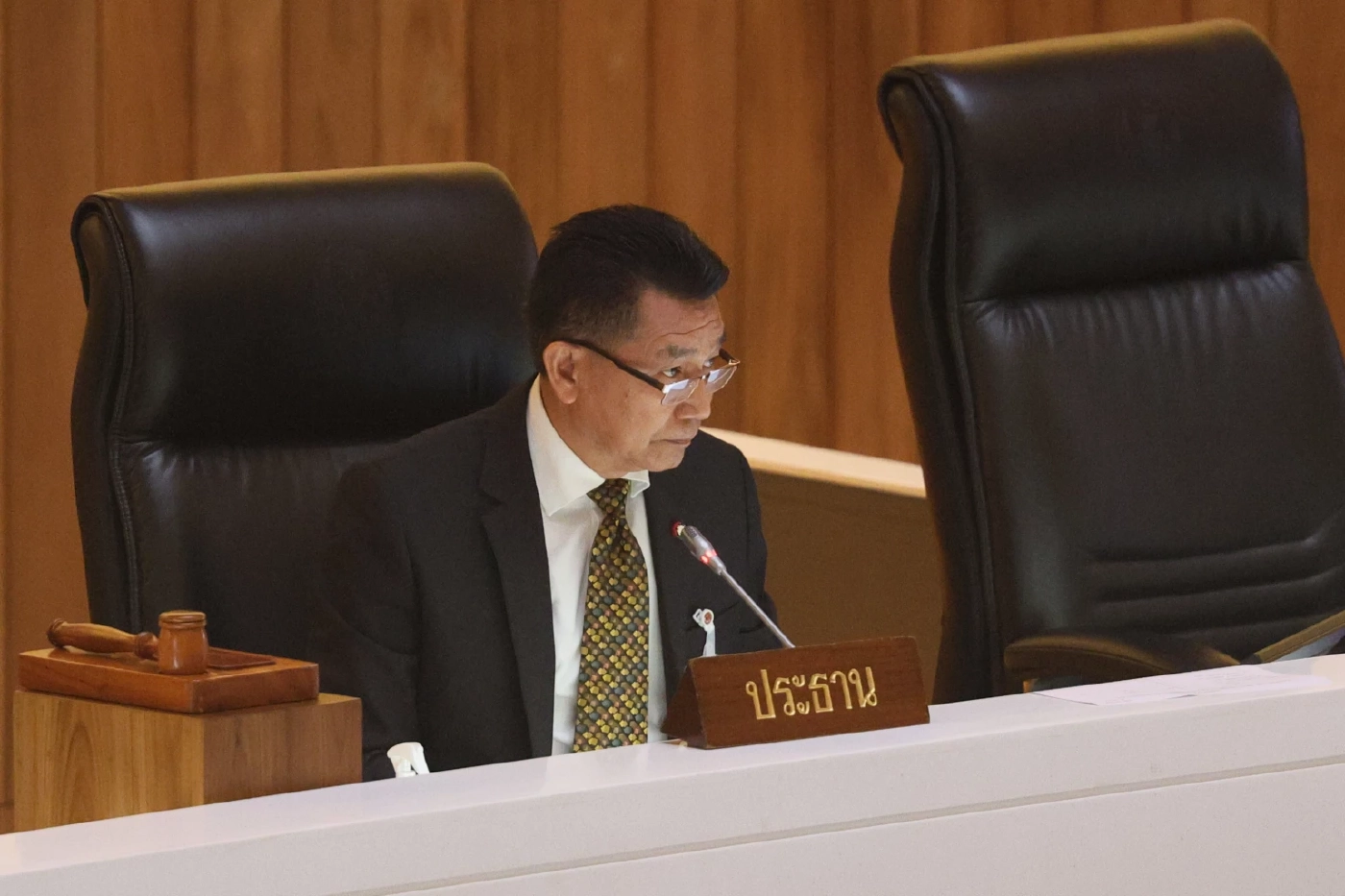 นายพิเชษฐ์ เชื้อเมืองพาน สส.เพื่อไทย และรองประธานสภาฯ คนที่หนึ่ง