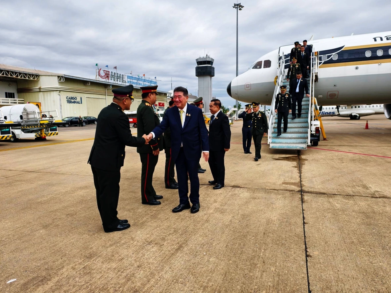 "ภูมิธรรม" ยกคณะประชุม "GBC ไทย–ลาว" คาดคุยกัน "ปักปันเขตแดน-ปราบแก๊งคอลฯ"