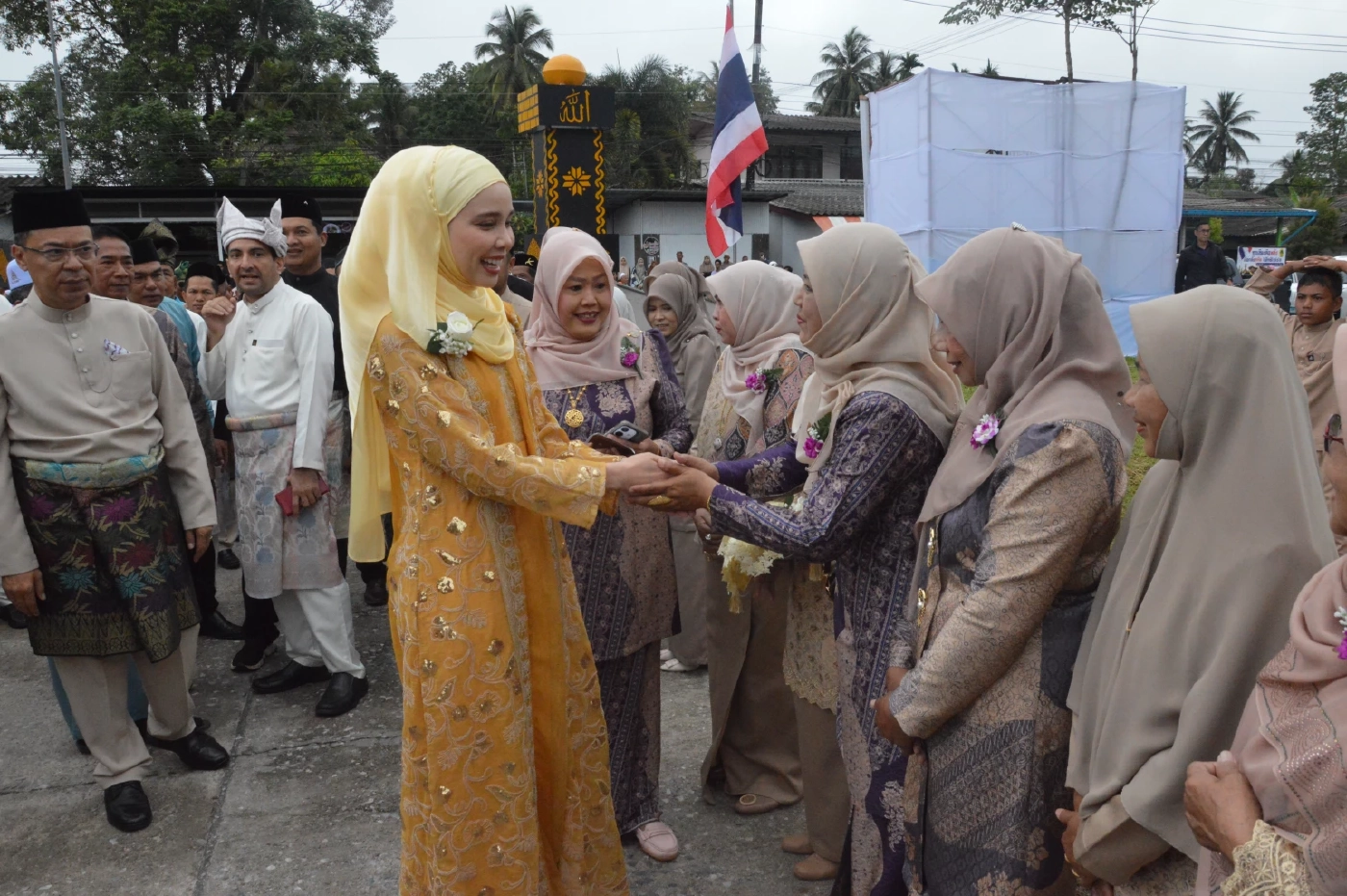 คนร้ายลอบวางระเบิดรับ "ซาบีดา" เปิดงานมหกรรมตาดีการือเสาะ