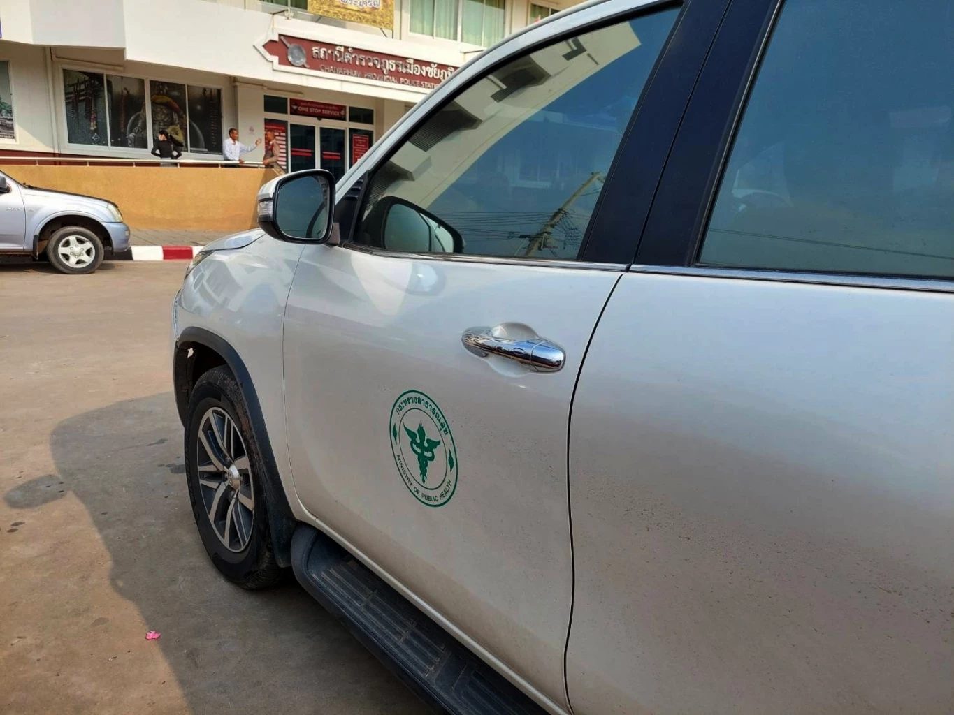 "ผอ.โรงพยาบาล ชัยภูมิ" เมาแล้วขับ ชน 2 ช่าวภาพทีวีช่องดังเจ็บสาหัส