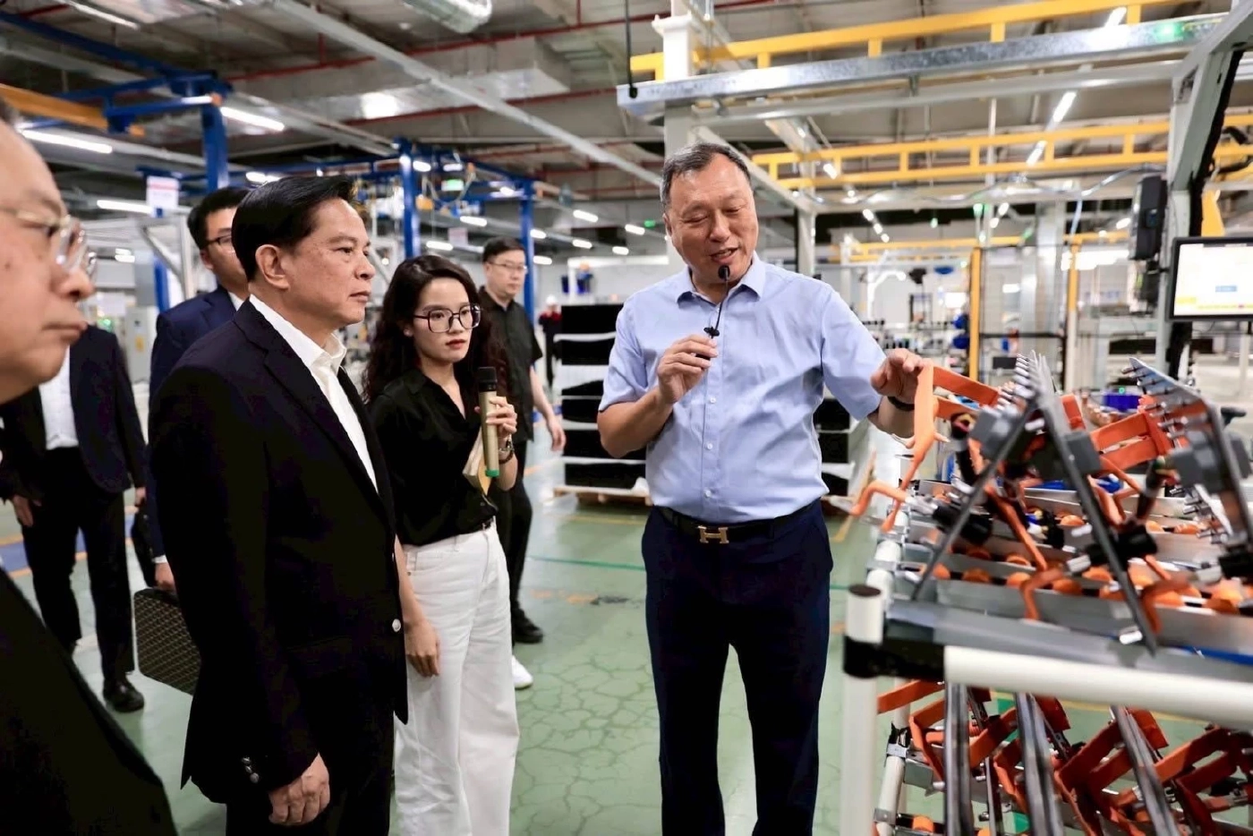 "พีระพันธุ์" เยือน "จีน" ขยายความร่วมมือ "โซลาร์เซลล์ราคาถูก เพื่อประชาชน"