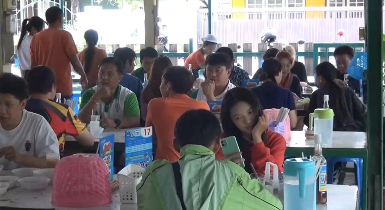 "ก๋วยเตี๋ยว 3 บาท" ถูกสุดในเชียงใหม่ในวันที่หมูแพง