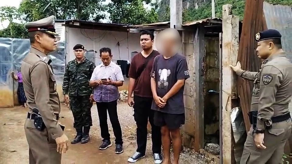 รวบหนุ่มวัย 25 ลอบขนเงินสดเกือบ 18 ล้านบาท ข้ามชายแดนเมียนมา