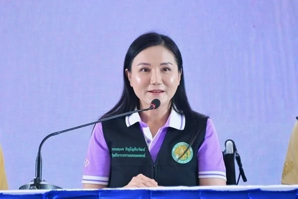 รมว.กษ.ยืนยัน 27 พ.ค.นี้ นร.ไดัดื่มนมโรงเรียนทุกคนแน่นอน