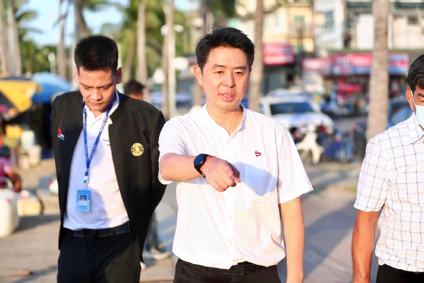 นายปรเมศวร์ งามพิเชษฐ์ นายกเมืองพัทยา