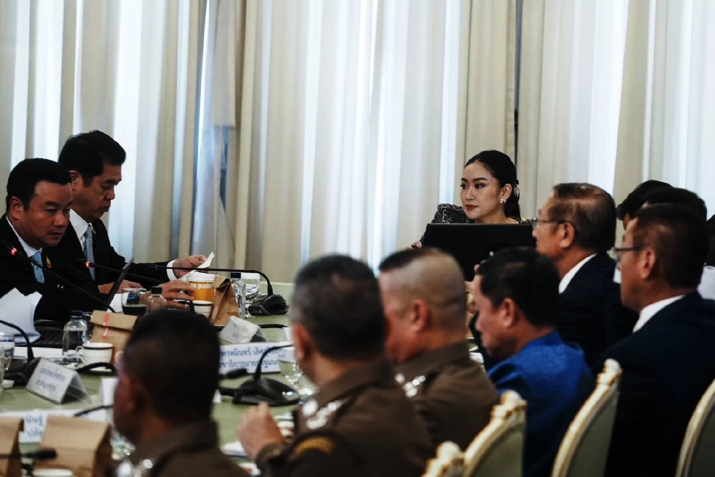 "นายกฯ" นั่งหัวโต๊ะถก "บูสท่องเที่ยว" เล็งใช้งบ 1.57 แสนล้านบาท อัดฉีด