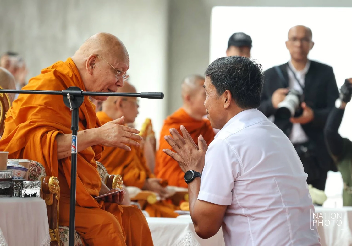 นิมนต์พระ 109 รูป ทำบุญตักบาตรอุทิศให้ผู้เสียชีวิต ตึก สตง.ถล่ม