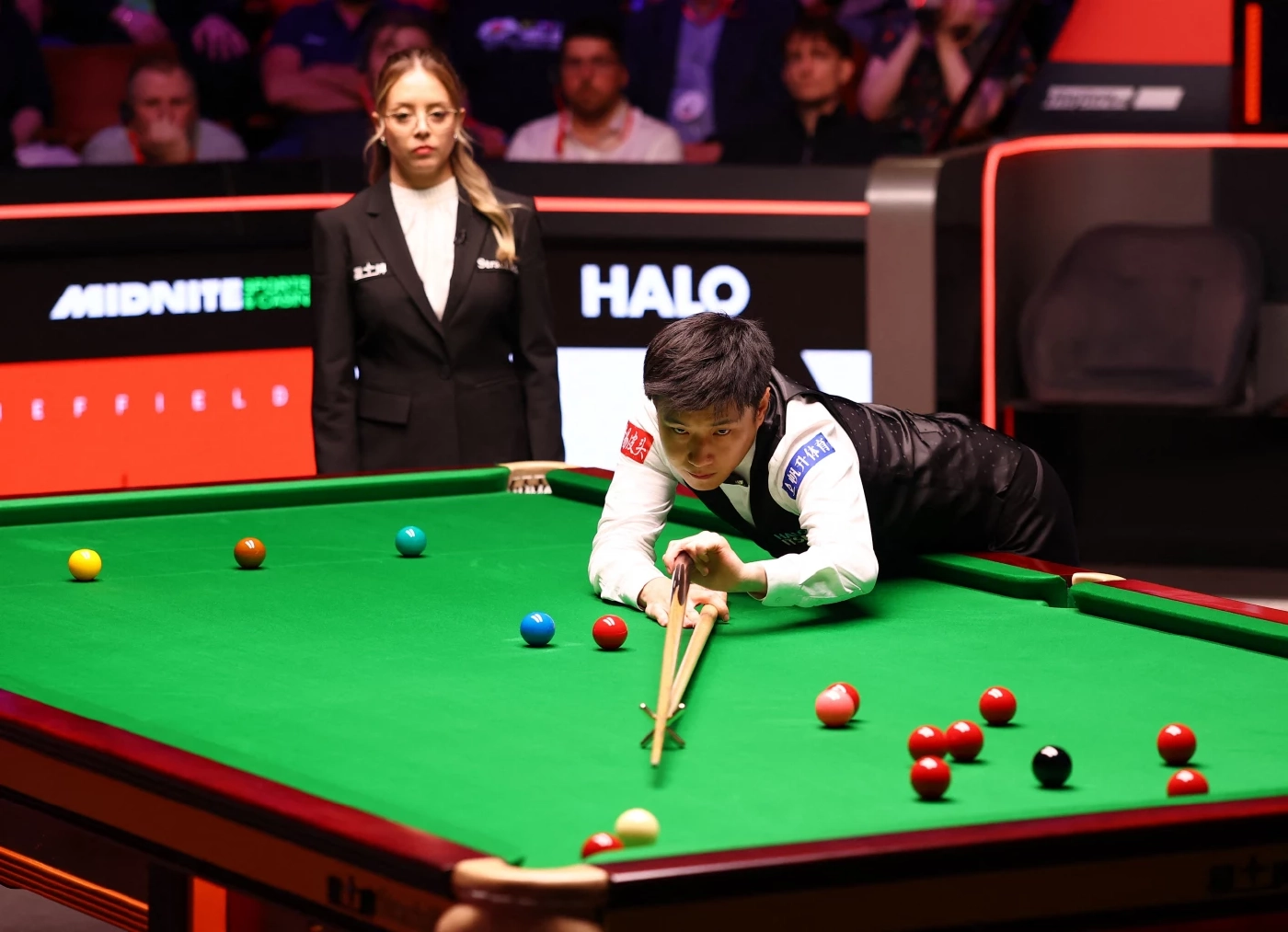 "จ้าว ซินถง" จารึกประวัติศาสตร์ เอเชียคนแรกซิวแชมป์สนุกเกอร์โลก