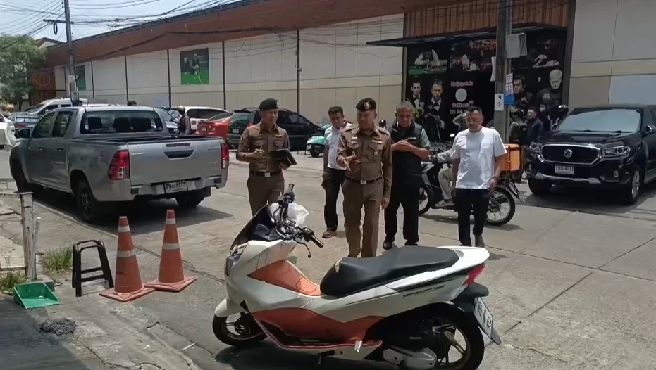 ตร.ออกหมายจับ 2 คนร้าย ซิ่ง PCX รัวยิง 8 นัด ดับหนุ่มวัย 34