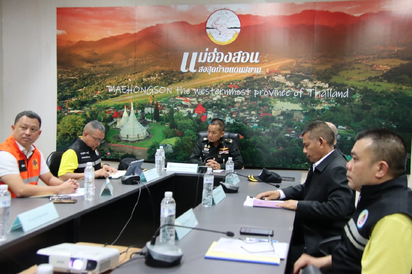 ศปป.3 กอ.รมน. ตรวจพื้นที่เสี่ยงเมืองปาย ยันเที่ยวได้ปลอดภัย