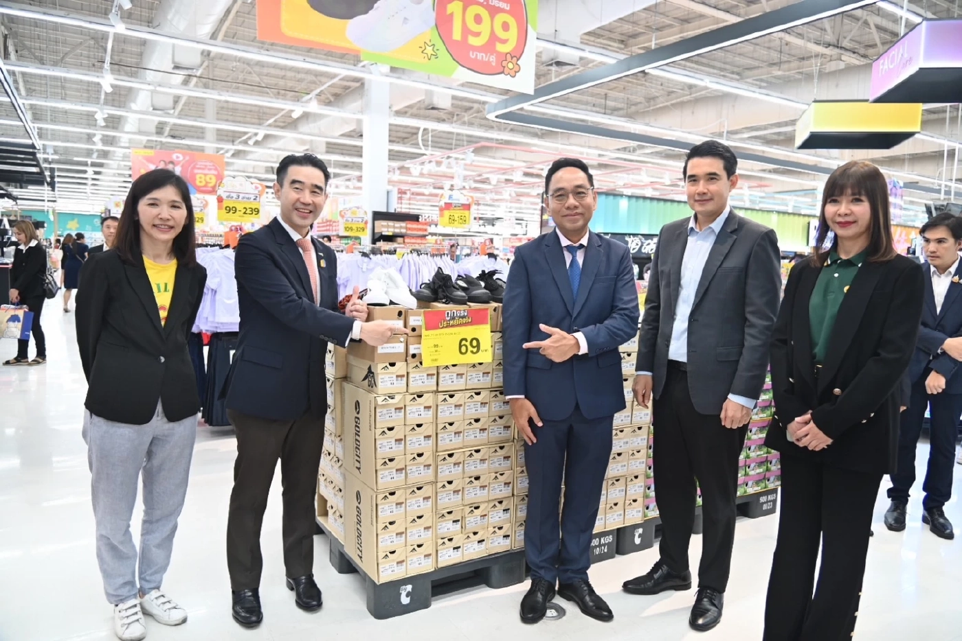 พาณิชย์จับมือ บิ๊กซี ลดราคาช่วงเปิดเทอม ลดค่าครองชีพผู้ปกครอง