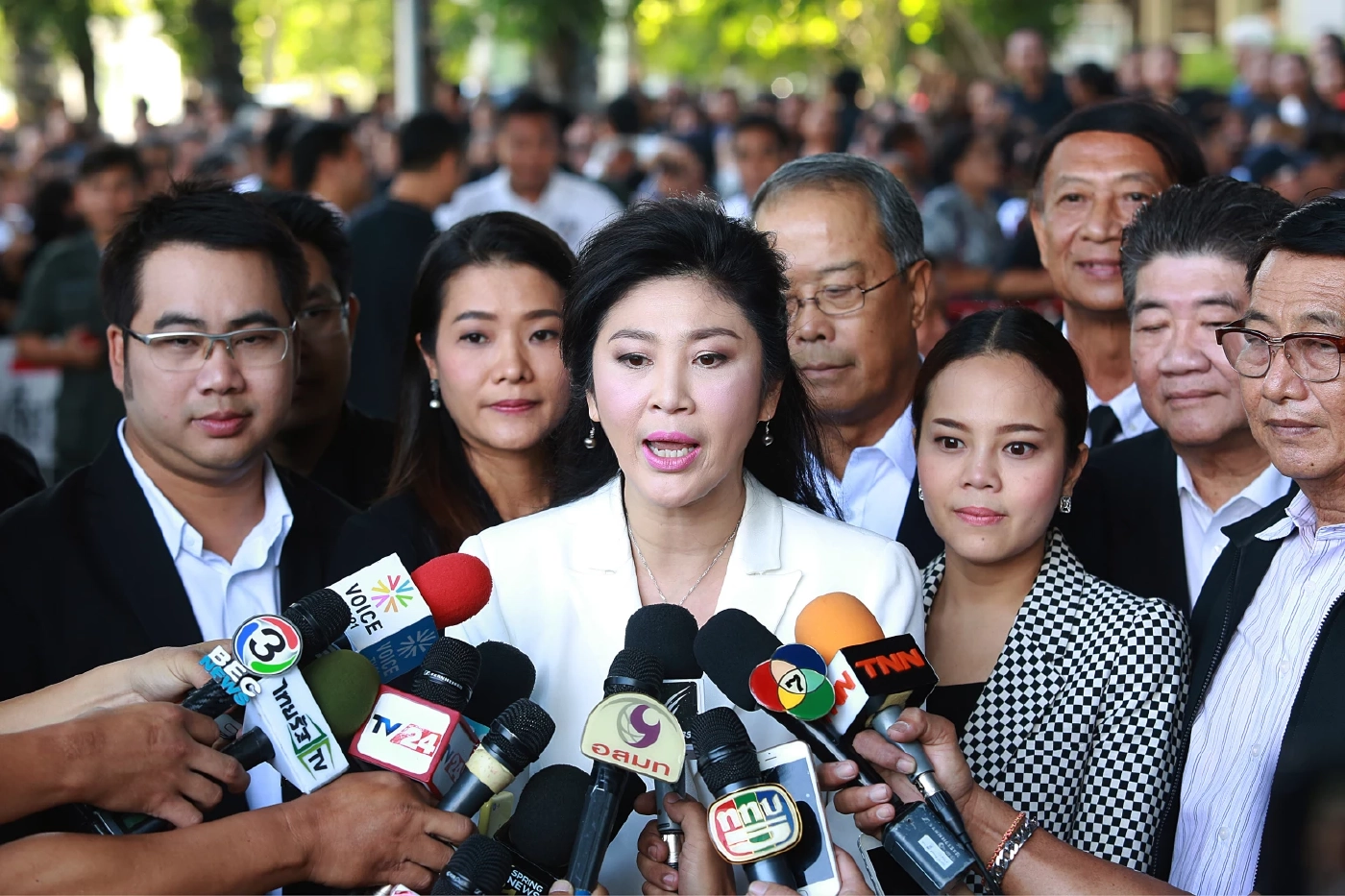 ยิ่งลักษณ์ ชินวัตร