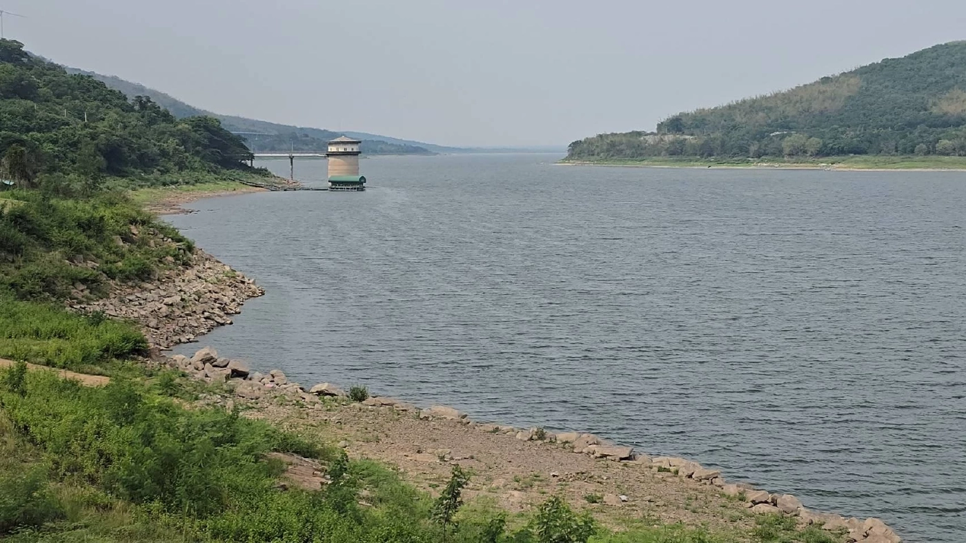 "รองนายกฯ ประเสริฐ"  ลงพื้นที่ติดตามแก้ปัญหาน้ำ "โคราช"