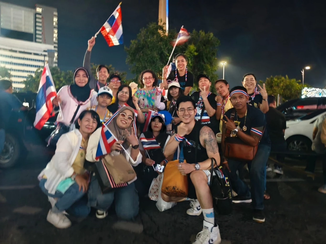 พรรคโอกาสใหม่ ชวนคนรุ่นใหม่ผนึกคนรุ่นเก่าพาการเมืองสู่อนาคต