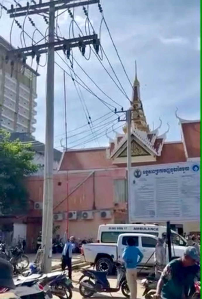 เปิดคลิป! ตัดเองนักเลงพอ \"กัมพูชา\" สั่งตัดไฟฟ้าจาก \"ประเทศไทย\" ส่งผลเมืองปอยเปตไฟดับชั่วคราว เดือดร้อนกันทั่ว