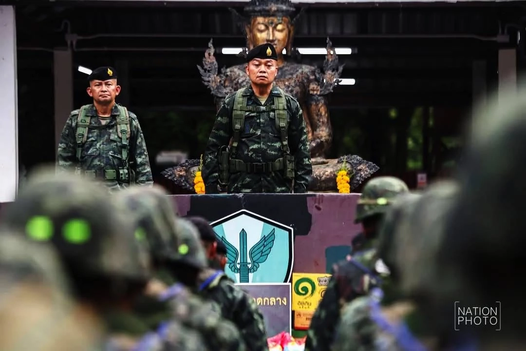 "มทภ.2" ตรวจเยี่ยมให้กำลังใจทหารประจำฐาน "ปราสาทตาเมือนธม"