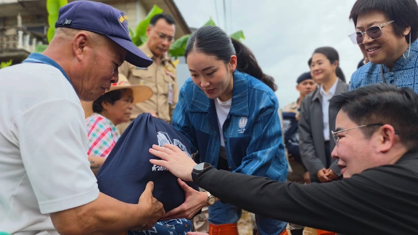 "นายกฯ" ลงพื้นที่เชียงราย​ ให้กำลังใจมอบถุงยังชีพ​ ยันรัฐบาลไม่ละเลยประชาชน