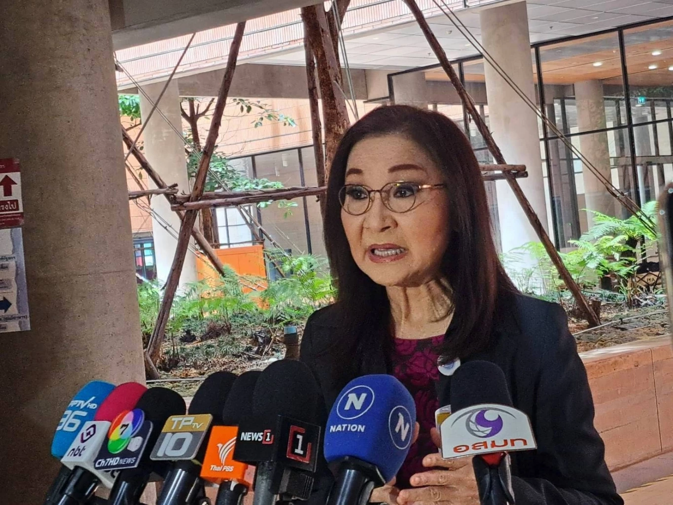 "นันทนา" บอก "กกต.-ดีเอสไอ" ต้องใช้ความกล้าหาญ ทำคดี "ฮั้ว สว." ให้ถึงที่สุด