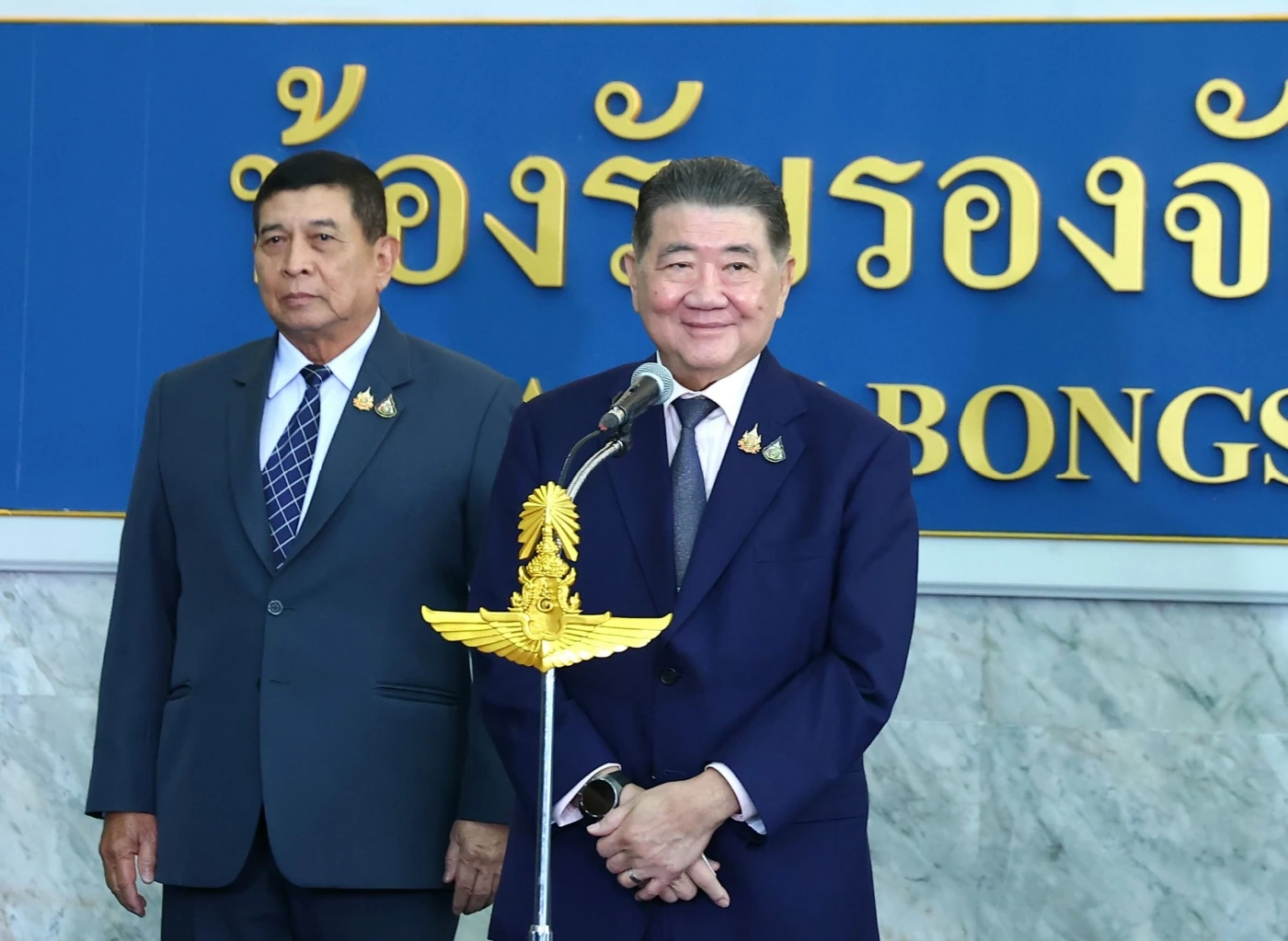 นายภูมิธรรม เวชยชัย รองนายกฯ และ  รมว.กลาโหม