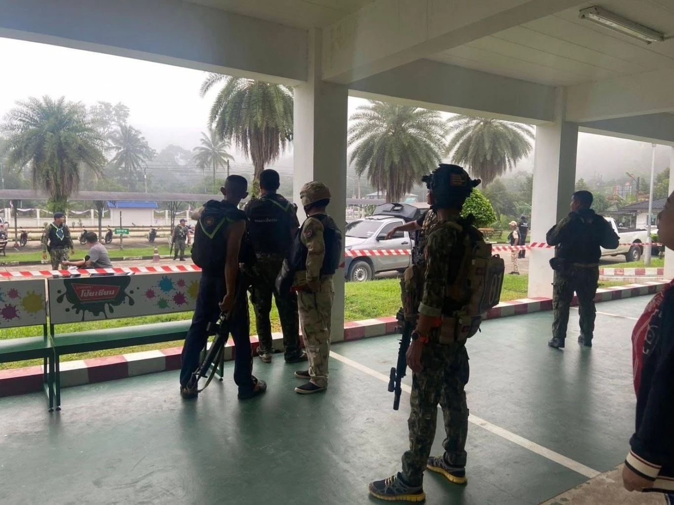 ป่วนใต้ คนร้ายขว้างไปป์บอมบ์ บุกถล่มยิงฐานปฏิบัติการ ชคต.เกียร์