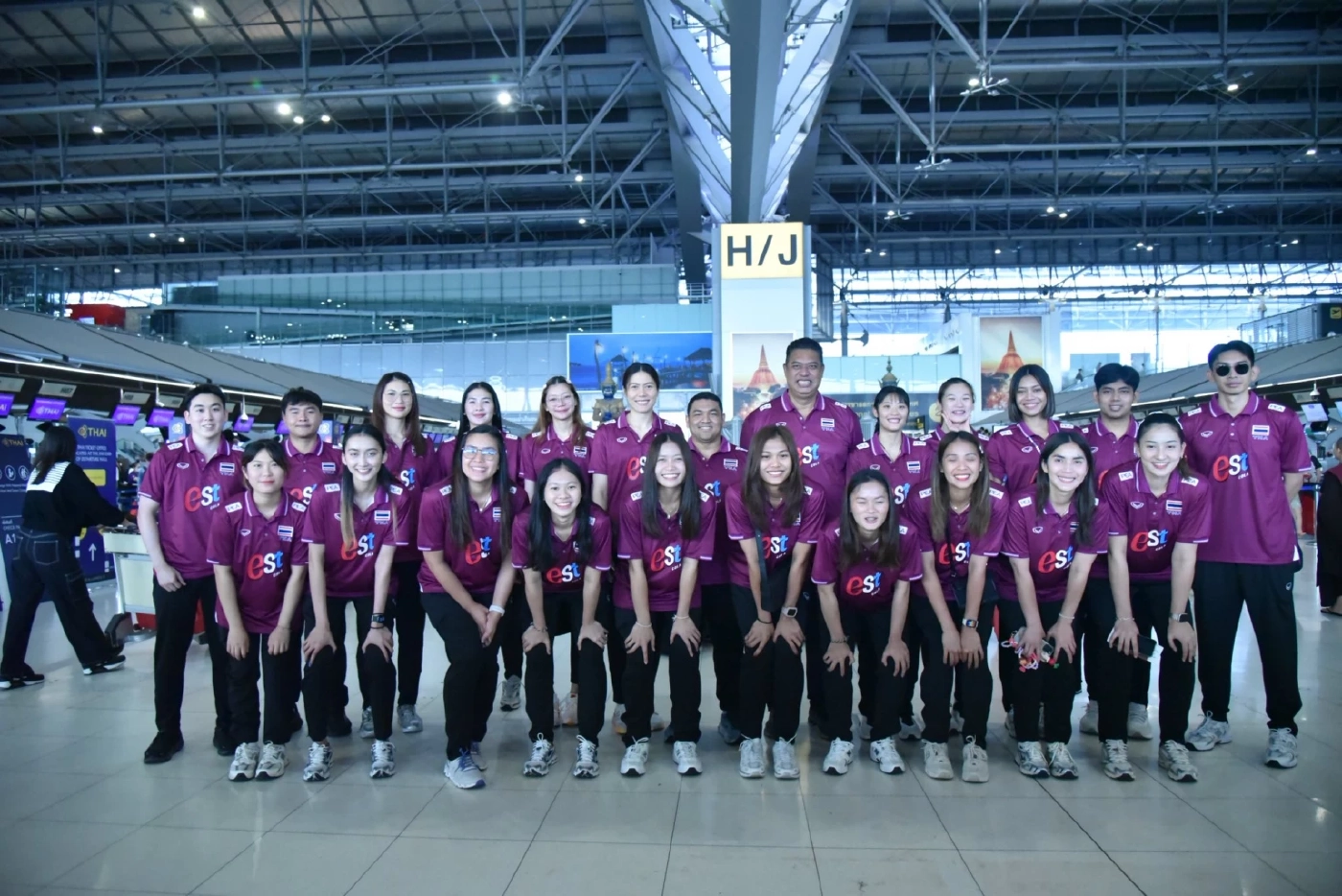 ทีมวอลเลย์บอลหญิงไทยออกเดินทางสู่ฮ่องกง เพื่อลุยศึก VNL 2025 สัปดาห์ที่ 2