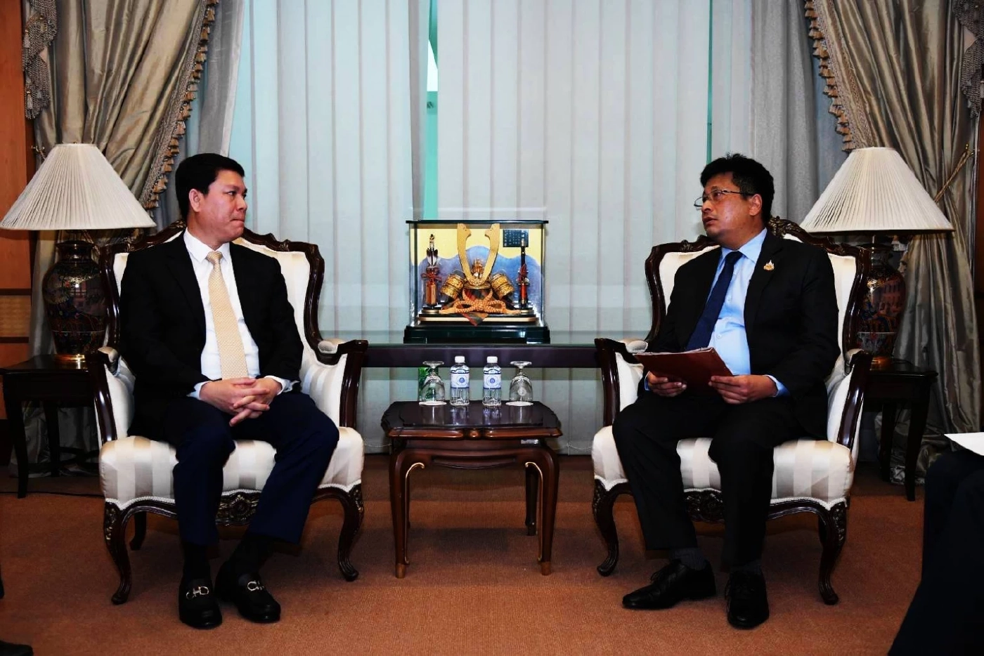 "นายกฯอิ๊งค์" น้ำตาคลอ แถลง "ขออภัย คนไทย" ปม "คลิปเสียงคุย ฮุนเซน"